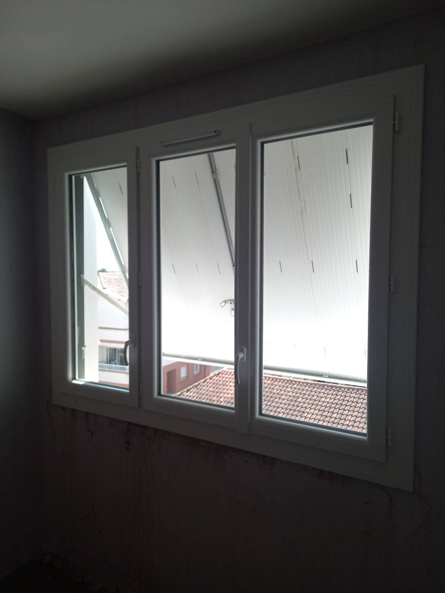 Fenêtre en sur-mesure de chez Prefal à Toulouse