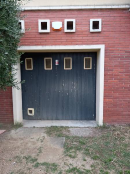 Remplacement d'une porte de garage sur la commune de Colomiers ( Avant )