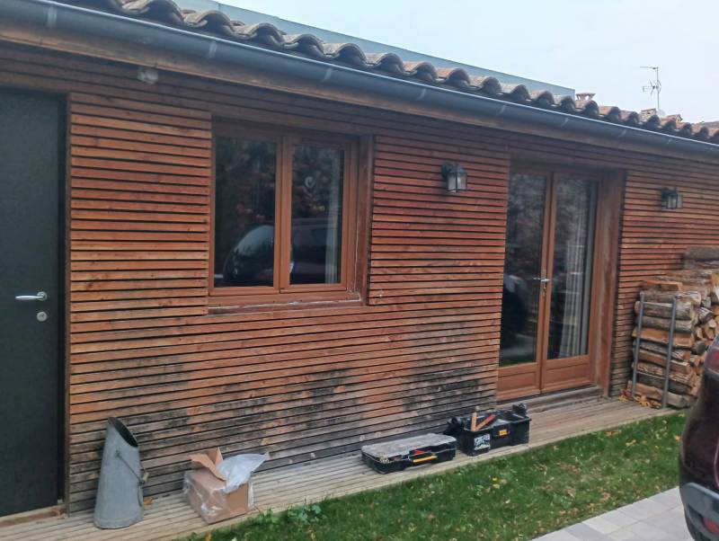 Remplacement de menuiseries sur la commune de Pinsaguel