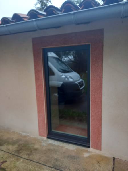 Pose en sur mesure porte fenêtre en aluminium en Haute-Garonne