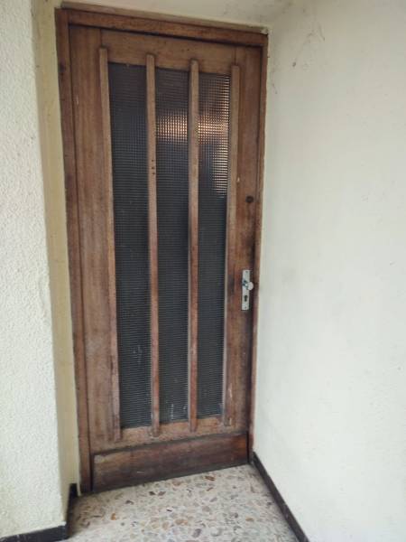 Remplacement de porte d'entrée sur la commune Saint-Lys