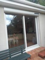 Pose de volet roulant solaire en Aluminium blanc